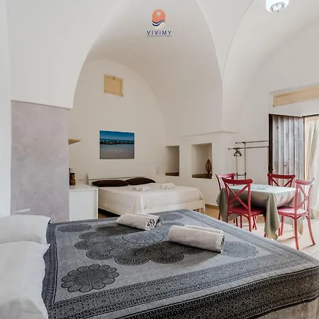 Villa Dimora Rubina By Vivimy Alezio