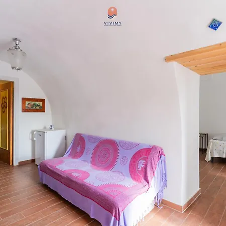 Dimora Rubina By Vivimy Alezio